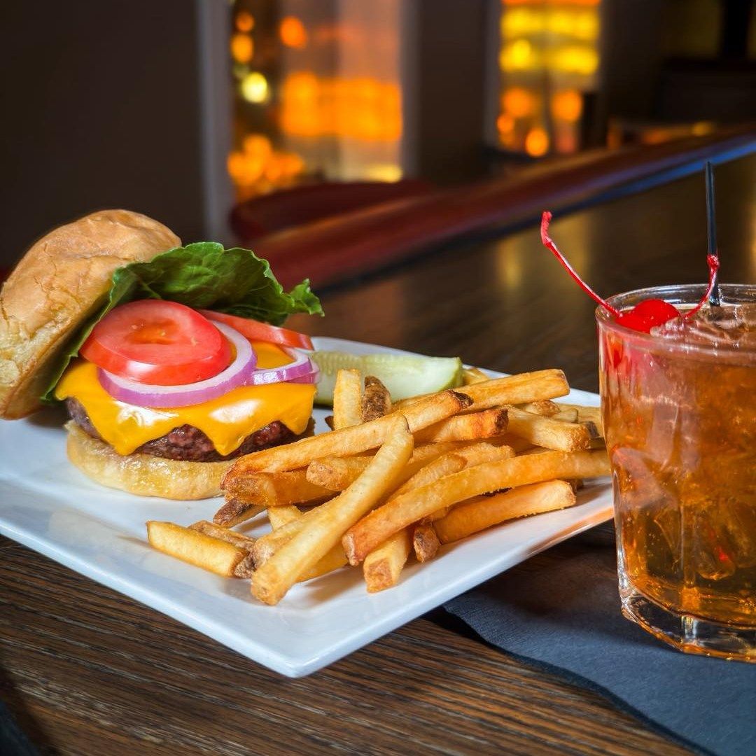 Burgers & Sandwiches — photo 1